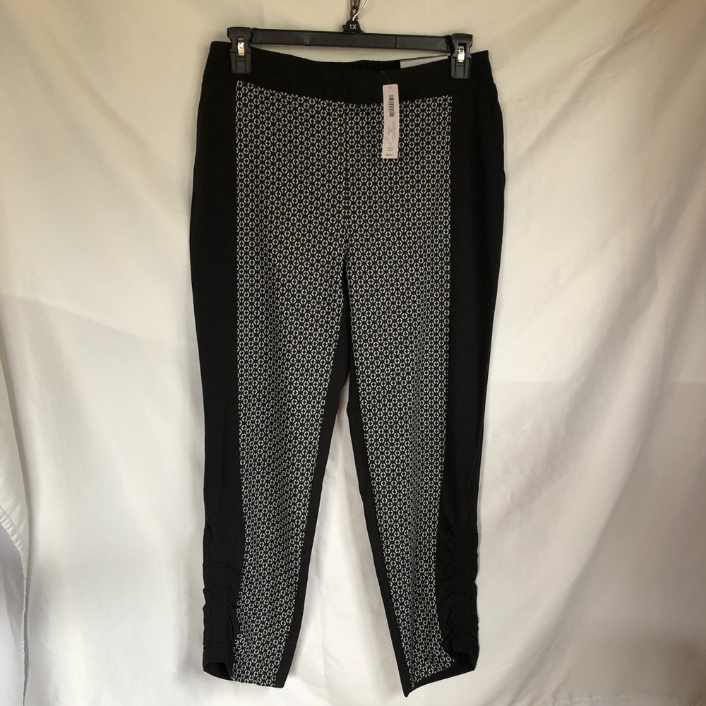 Clearance! NWT Zenergy pants by Chico’s size 1 (8/M) regular ankle